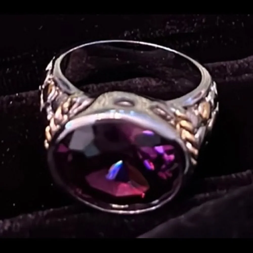 Miss Tina sz5.5 silver colored ring cutouts gold colored accent purple stone EUC